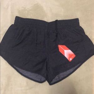 Oiselle Lori denim short